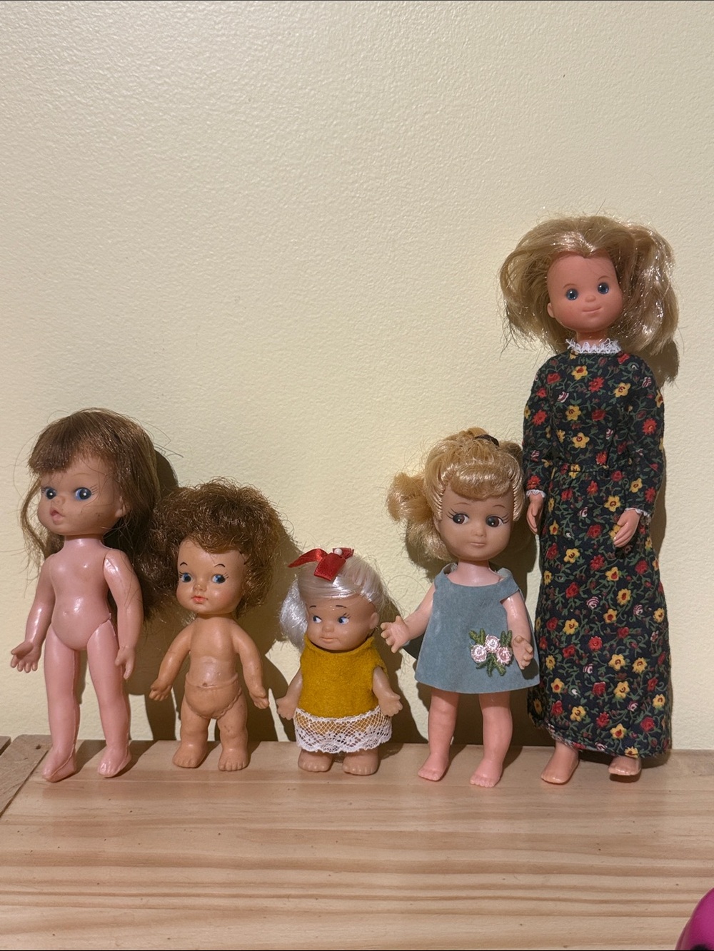 Vintage little dolls and sunshine family mom